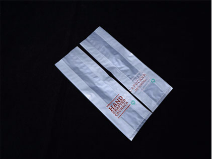 大街小巷的塑料袋是位（wèi）大師？生物降解袋呢？