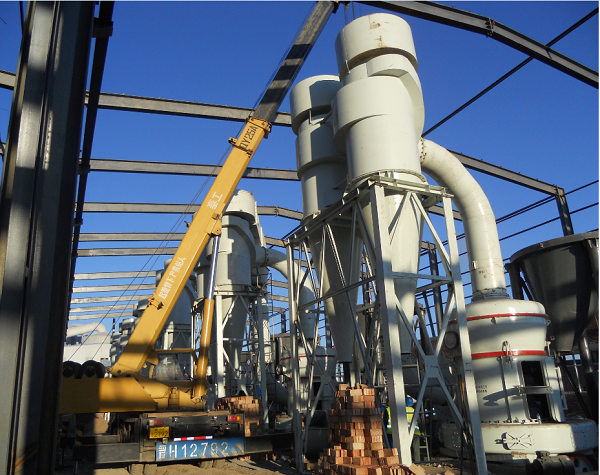 加工膨潤土的磨粉機（jī）設備多（duō）少錢